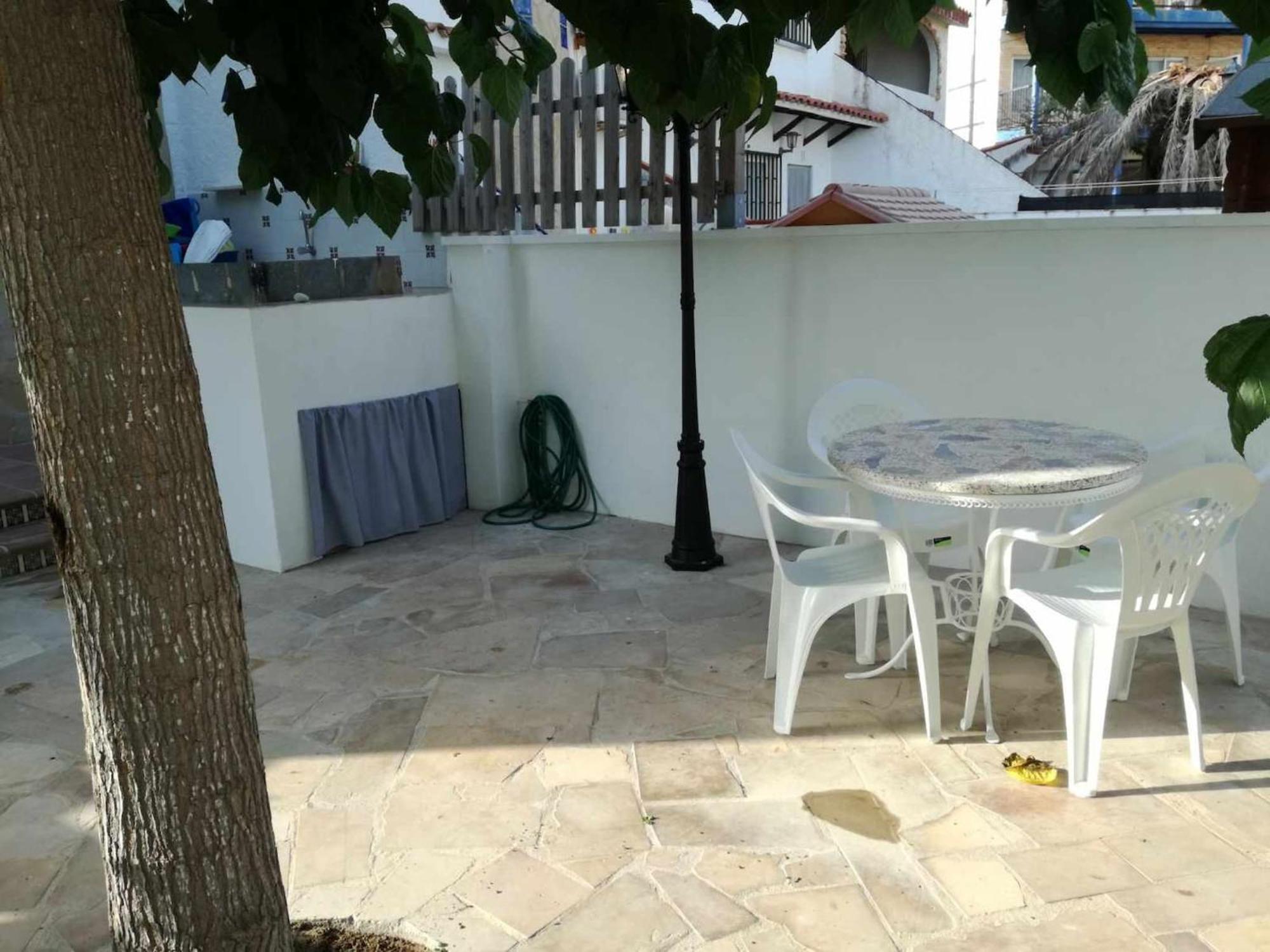 A H Rentals Villa Carolina Винарос Экстерьер фото